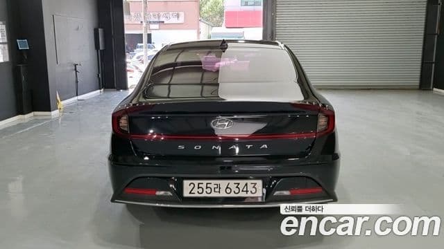 Hyundai Sonata 2020 — ფოტო 3/18