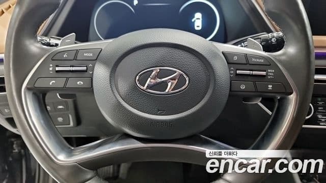 Hyundai Sonata 2020 — ფოტო 11/18