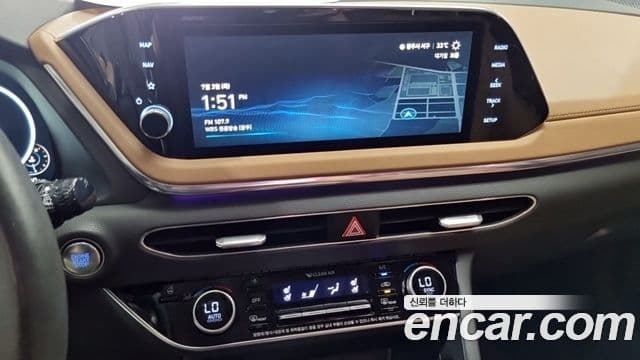 Hyundai Sonata Hybrid 2020 — ფოტო 17/18