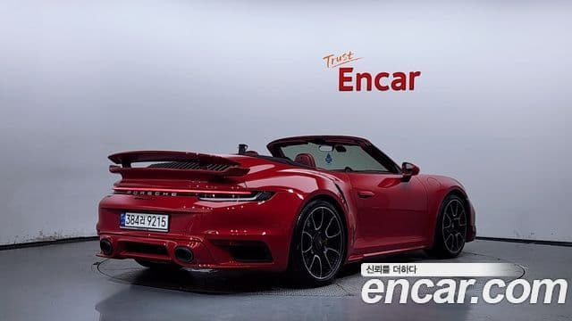 Porsche 911 2022 — ფოტო 2/20