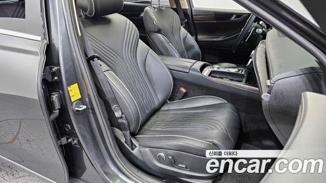 Genesis Electrified G80 2020 — Фото 12/20