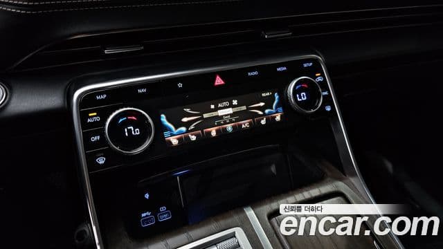 Genesis GV80 2020 — Şəkil 16/20