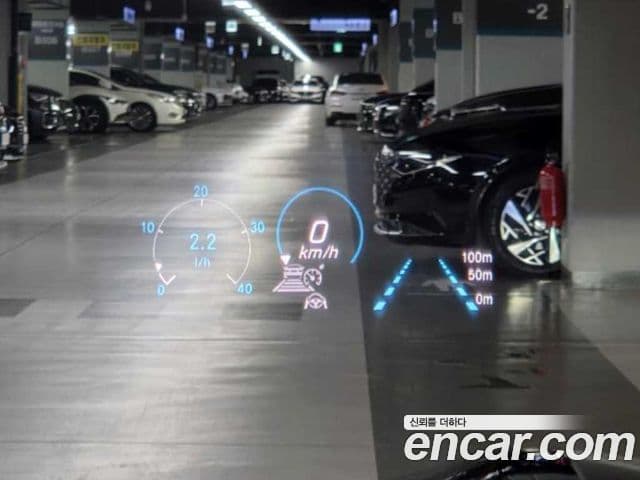 Mercedes-Benz E-Class 2021 — ფოტო 14/20