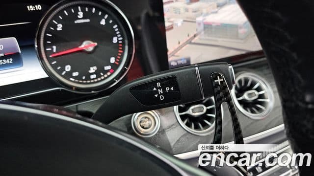 Mercedes-Benz E-Class 2018 — Şəkil 9/20