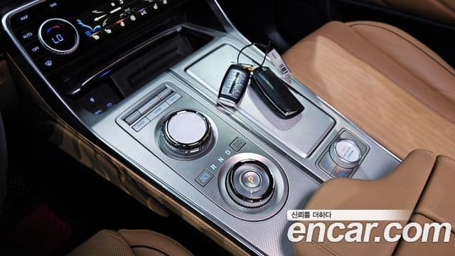 Genesis GV80 2023 — Photo 14/20