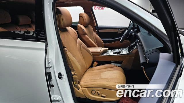 Genesis GV80 2023 — Photo 10/20