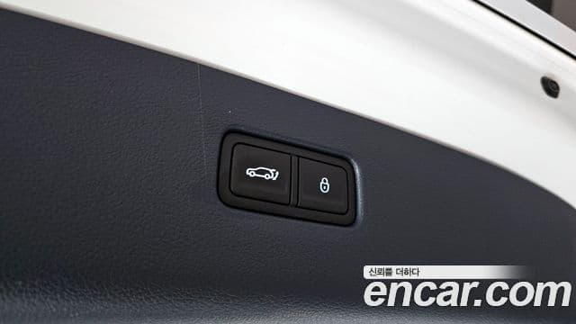 Genesis GV80 2023 — Photo 9/20