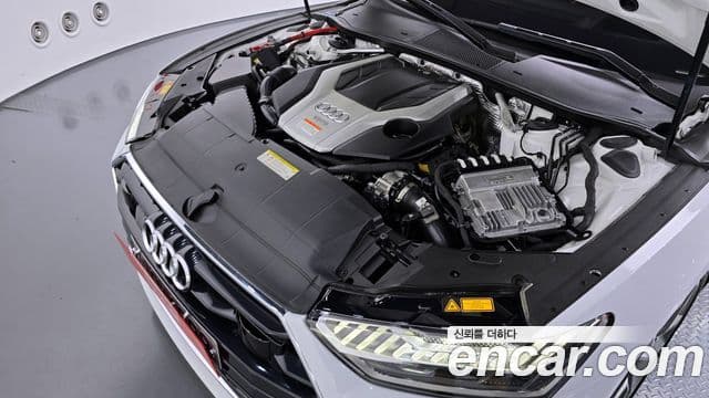 Audi A7 2020 — ფოტო 6/20