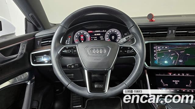 Audi A7 2020 — ფოტო 13/20