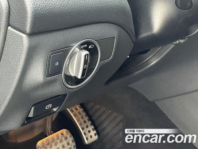 Mercedes-Benz CLA-Class 2018 — Şəkil 2/20