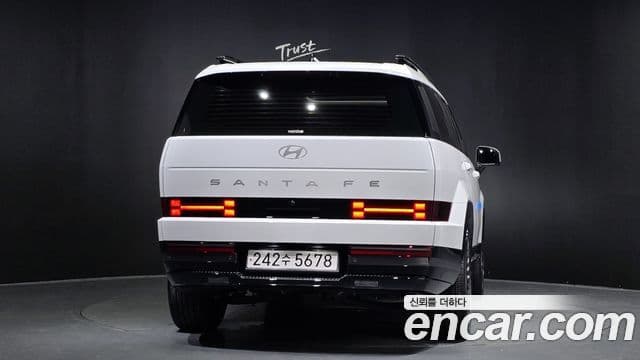 Hyundai Santa Fe 2024 — ფოტო 4/20