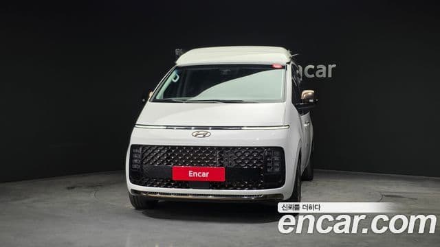 Hyundai Staria 2024 — Фото 3/20