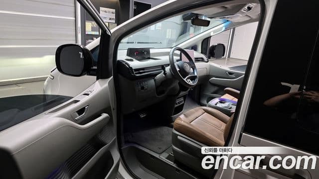 Hyundai Staria 2024 — Фото 10/20