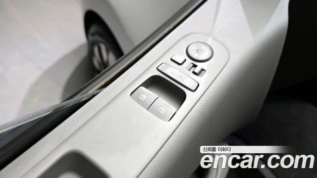 Hyundai Staria 2024 — Фото 14/20