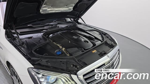 Mercedes-Benz S-Class 2018 — Photo 10/20