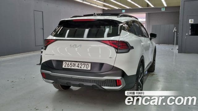 Kia Sportage 2024 — ფოტო 10/20