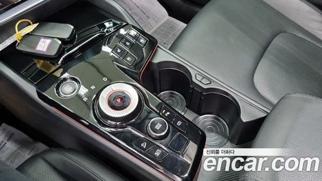 Kia Sportage 2024 — ფოტო 15/20