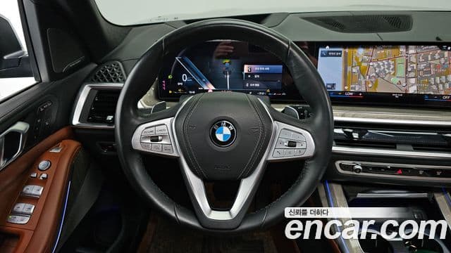 BMW X7 2023 — Şəkil 13/20