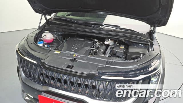 Kia Carnival 2024 — Photo 2/20