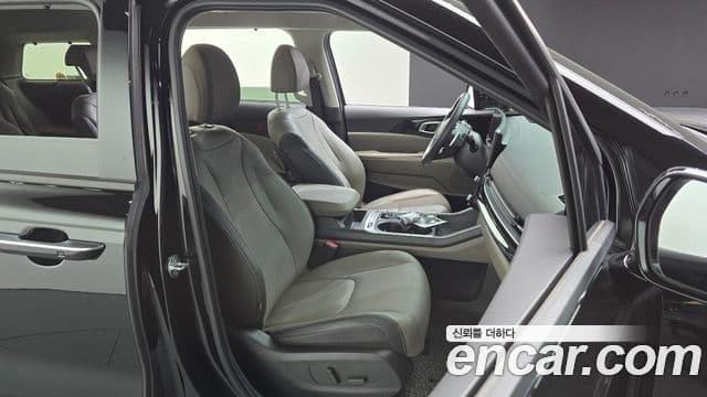 Kia Carnival 2024 — ფოტო 12/20