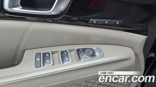 Kia Carnival 2024 — Photo 14/20