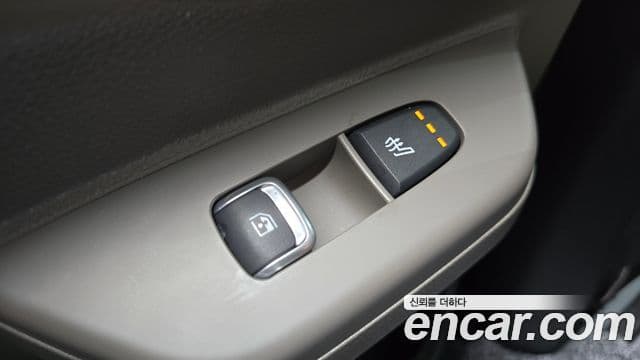 Kia Carnival 2024 — Photo 16/20