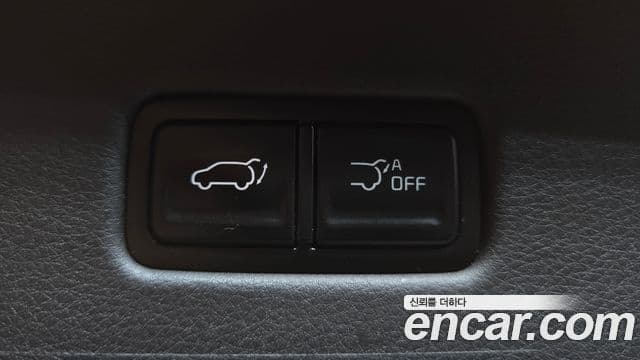 Kia Carnival 2024 — Photo 18/20