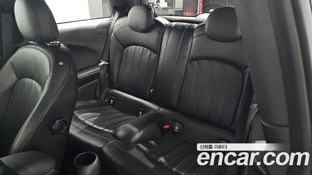 Mini Cooper S 2019 — Şəkil 12/20
