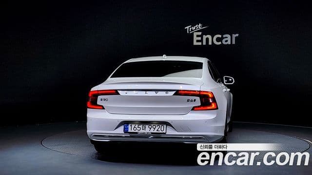 Volvo S90 2024 — ფოტო 4/20