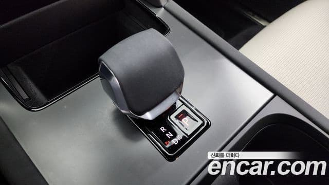 Land Rover Discovery Sport 2024 — Şəkil 9/20