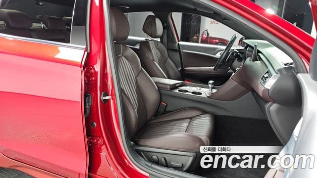 Genesis G70 2022 — ფოტო 10/20