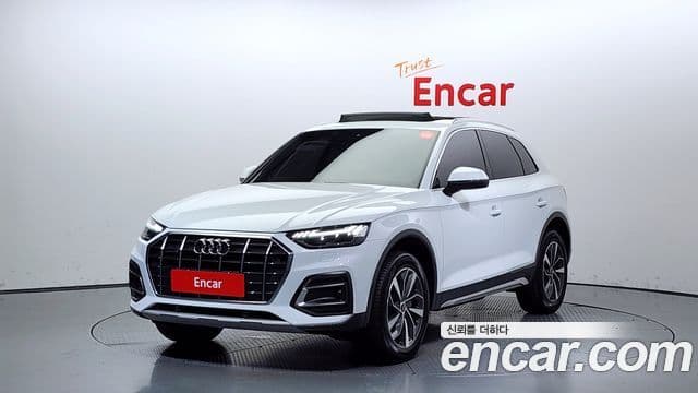 Audi Q5 2023 — Фото 1/20