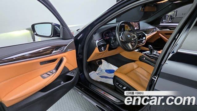 BMW 5 Series 2020 — Şəkil 10/20