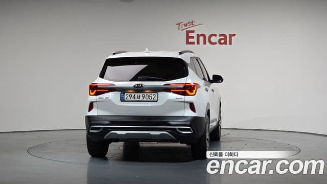 Kia Seltos 2020 — ფოტო 4/20