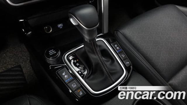 Kia Seltos 2020 — ფოტო 9/20