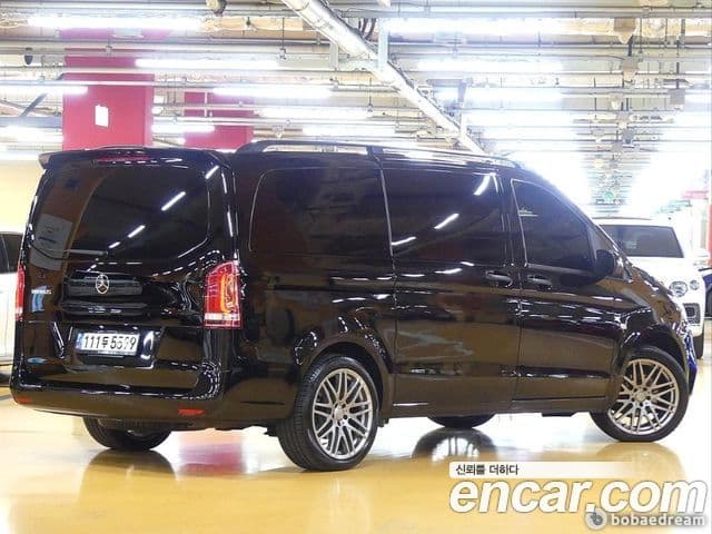 Mercedes-Benz V-Class 2020 — Şəkil 12/20