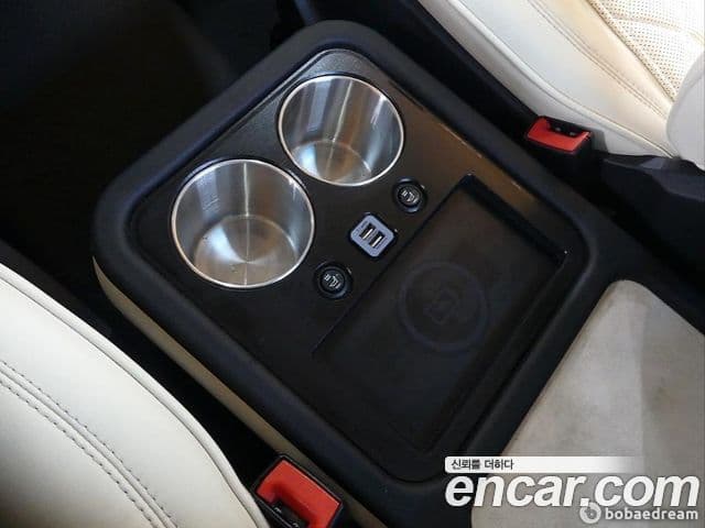 Mercedes-Benz V-Class 2020 — Şəkil 14/20