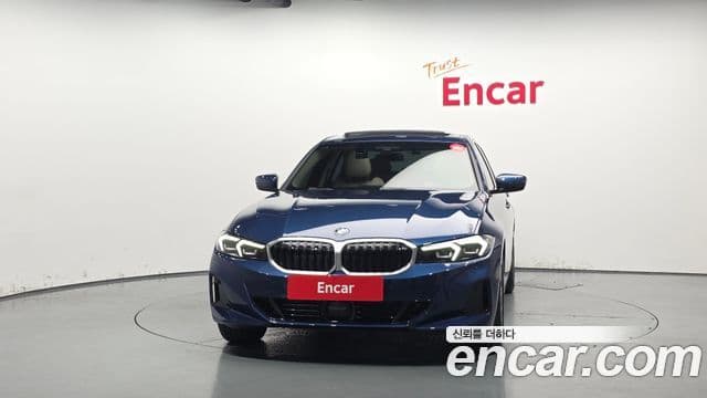 BMW 3 Series 2023 — Photo 3/20