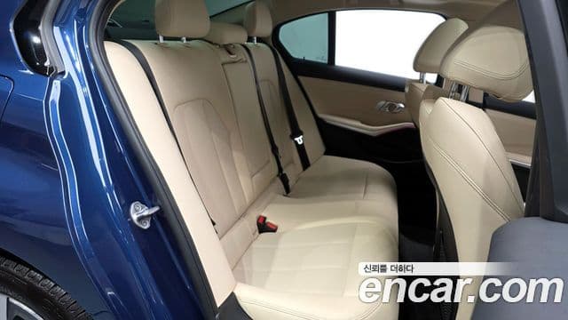 BMW 3 Series 2023 — Photo 5/20