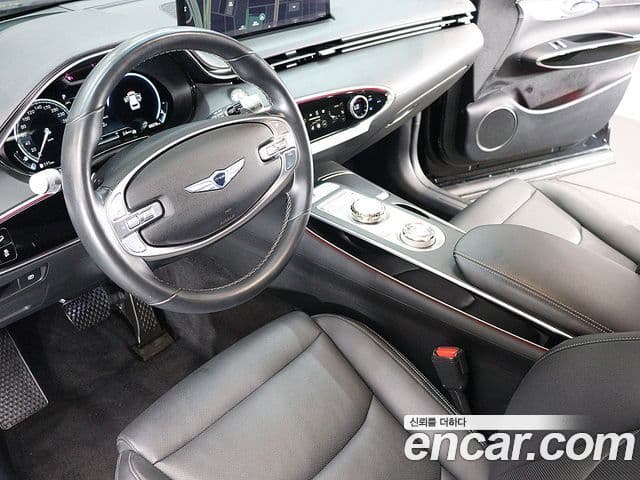 Genesis GV70 2021 — Şəkil 16/20