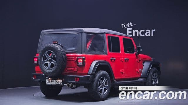 Jeep Wrangler 2019 — Photo 6/20