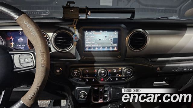 Jeep Wrangler 2019 — Photo 10/20