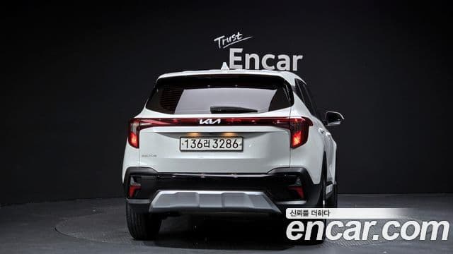 Kia Seltos 2022 — Şəkil 4/20