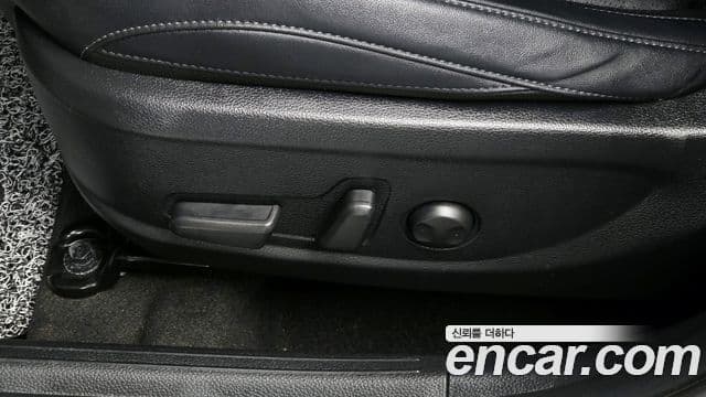 Kia Seltos 2022 — Şəkil 18/20