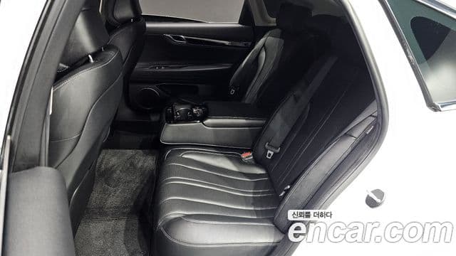 Genesis Electrified G80 2022 — Şəkil 12/20