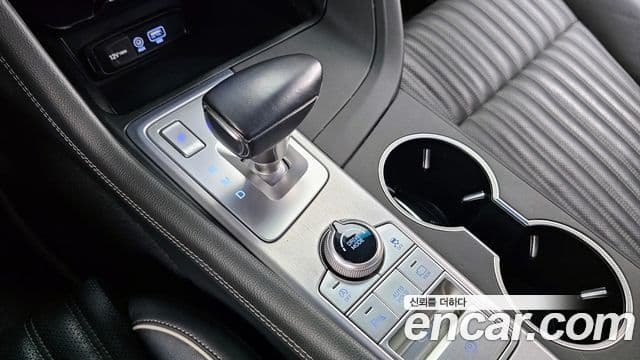 Genesis G70 2019 — ფოტო 9/20