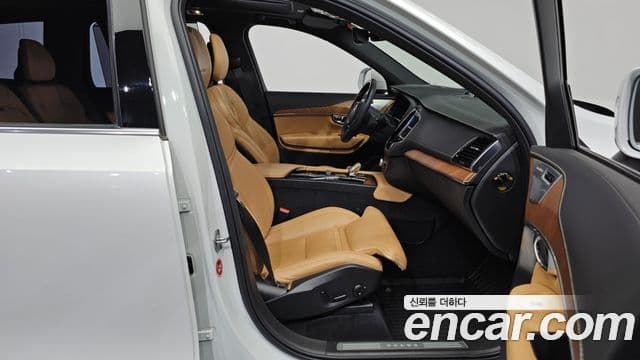 Volvo XC90 2020 — Şəkil 11/20