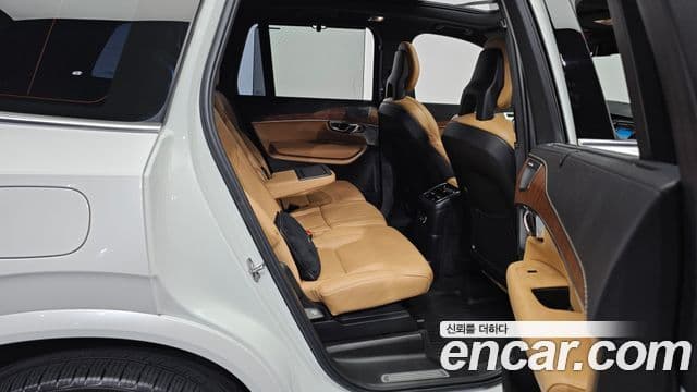 Volvo XC90 2020 — Şəkil 12/20