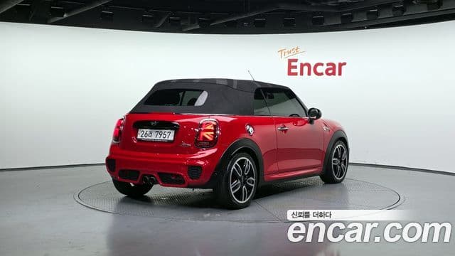 Mini Cooper S Convertible 2018 — фото 20 из 20