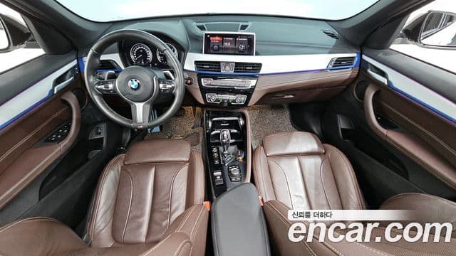 BMW X1 2021 — ფოტო 18/20